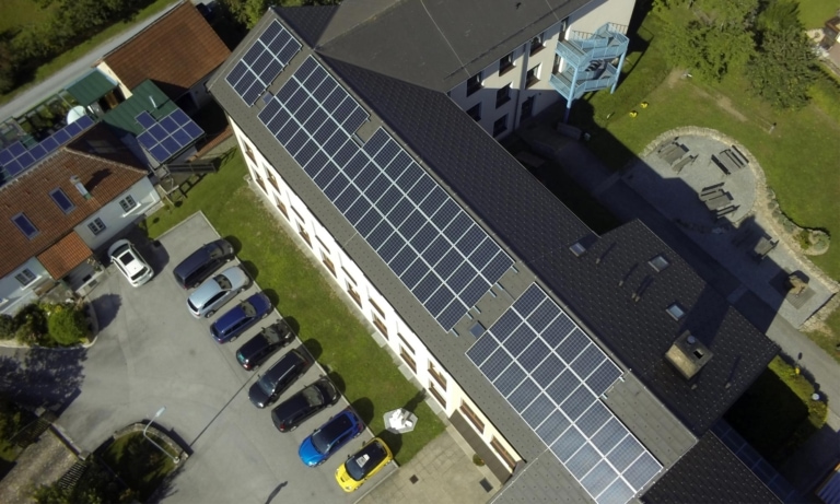 Umwelt & Energie: PV-Anlage Solarfox
